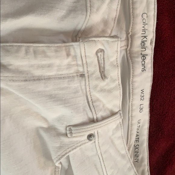 Like new white Calvin Klein skinny jeans size 32 - Picture 2 of 5